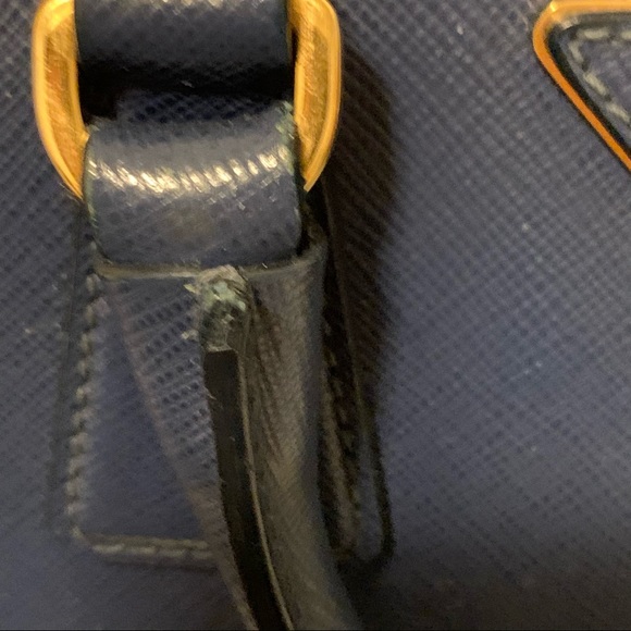 Prada Saffiano Bag - Picture 14 of 15